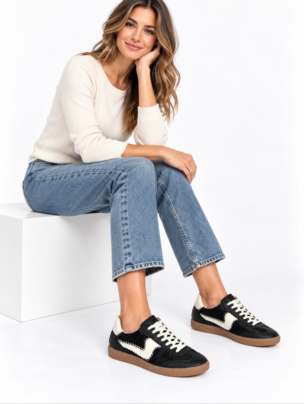 Dolce Vita Notice Stitch Womens 8.5 Black Calf Hair Leather Gum Sole Sneakers
